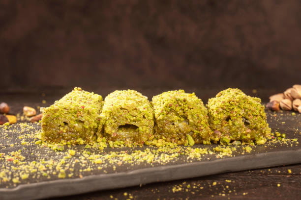 تصویر 1 از پودر پسته سنتی با طعم طبیعی و خاطره‌انگیز